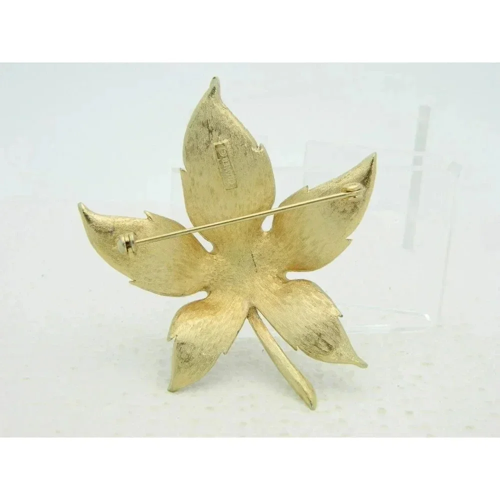 VTG KRAMER Gold Tone Yellow Brown Enamel Leaf Pin Brooch